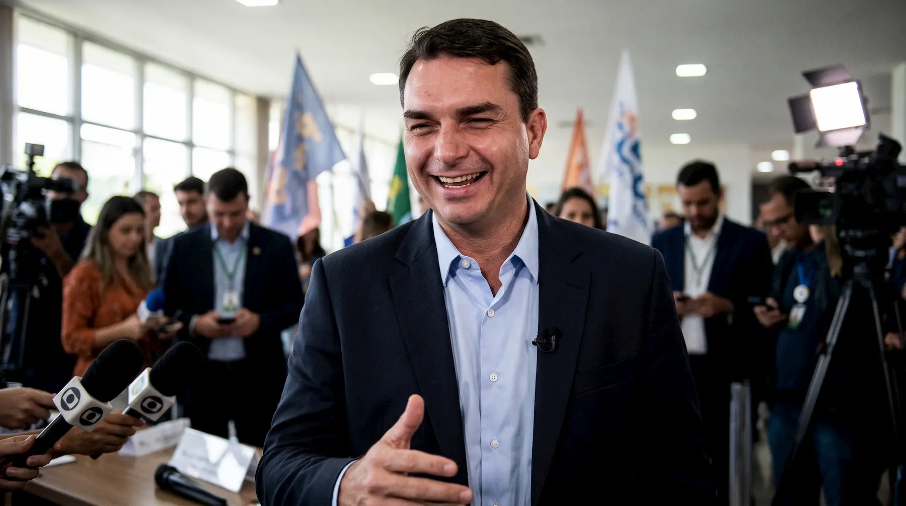 Campanha de Flávio quer sepultar mecanismo antissonegação da reforma tributária; entenda! Campanha de Flávio quer sepultar mecanismo antissonegação da reforma tributária