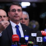 flavio bolsonaro esquema pandemia